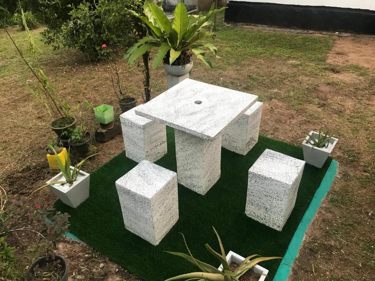 Jilan Homestay Bentota Eksteriør billede